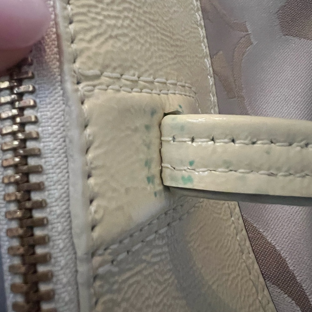 Coach Happy Large Signature Tote & Wallet - Picture 9 of 16